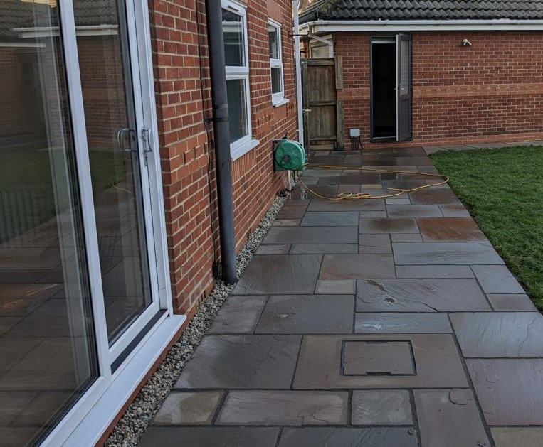 Common FAQ’s on why Sandstone Slabs are the best for paving gardens in